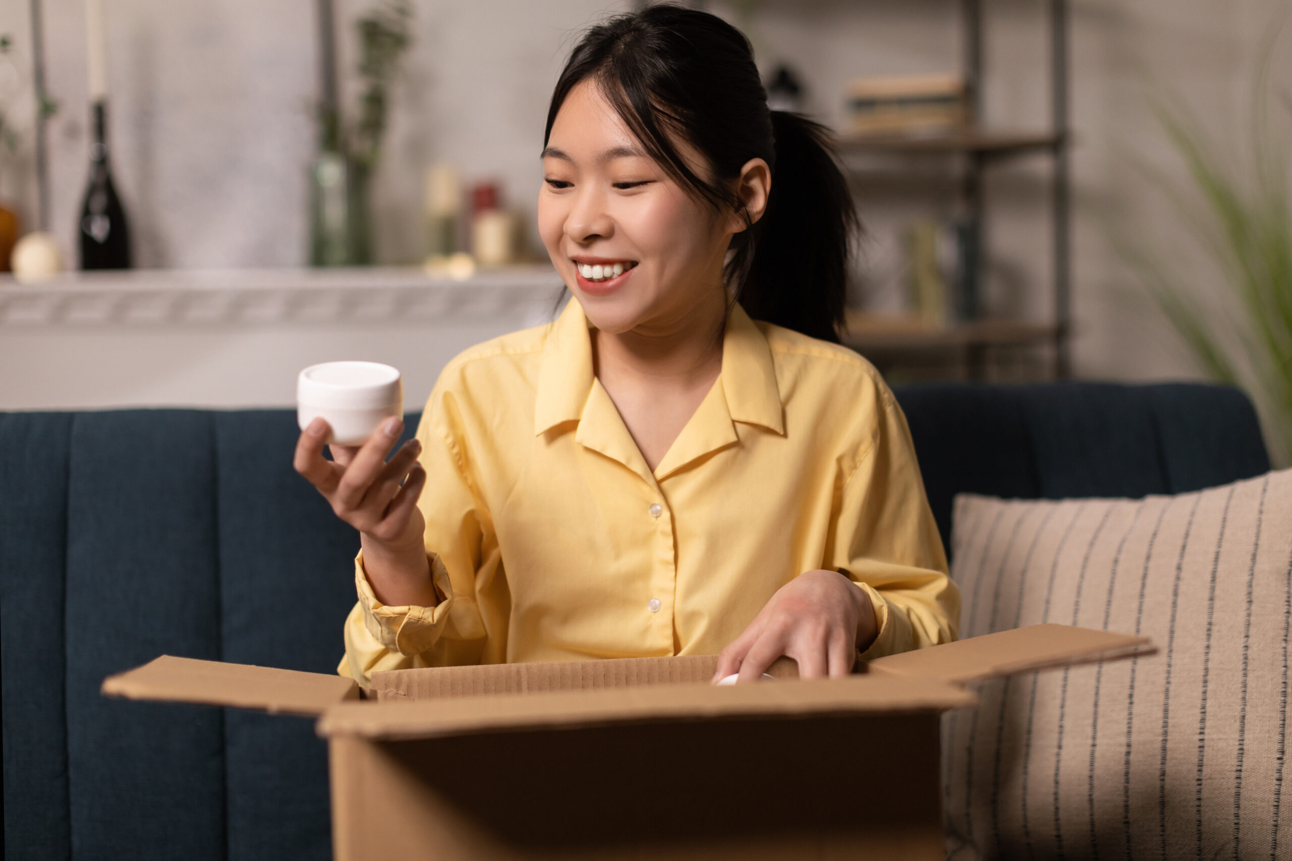 How to Get Free Makeup Samples from Major Brands (Without Paying for Subscription Boxes)